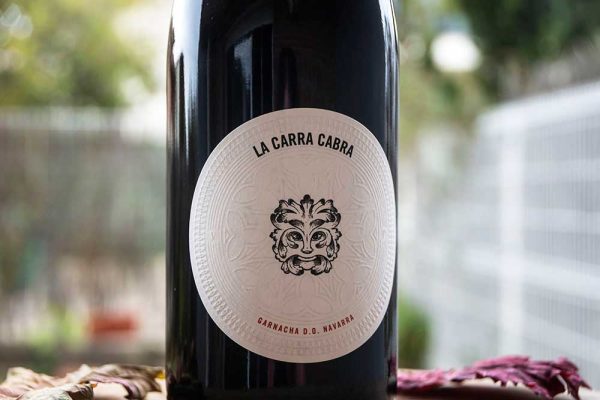 Botella de vino tinto de uva garnacha LA CARRA CABRA de Viña Palacios